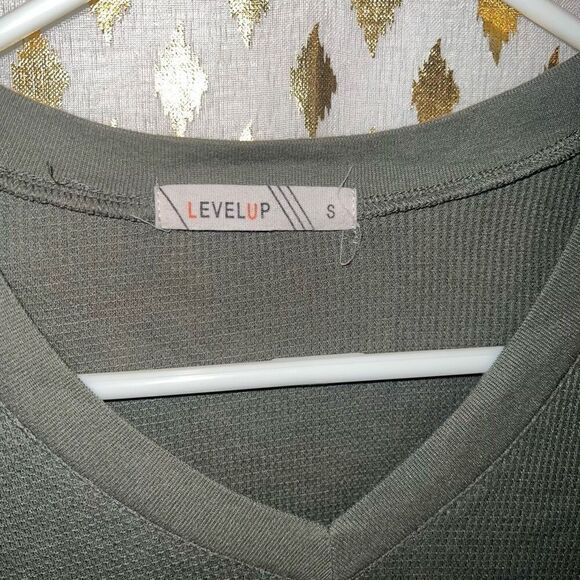 Military Green thermal Henley shirt long sleeve size S - Picture 2 of 3